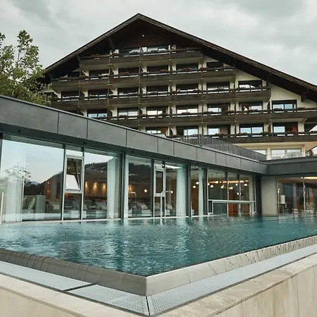 Karnerhof 4* 빌라흐