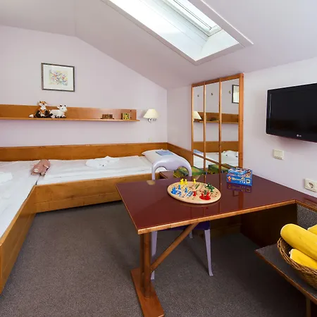 Karnerhof 4*