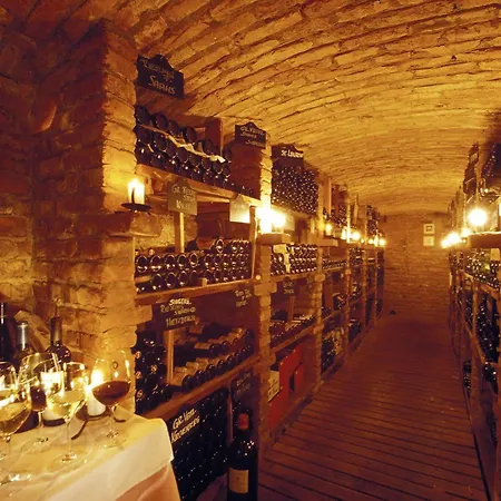 Karnerhof Hotel 4*